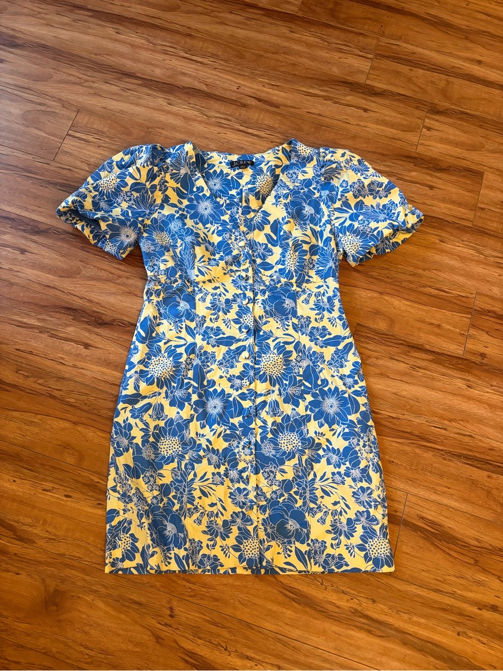 Floral Button-Front Short Sleeve Dress in Blue and Yellow